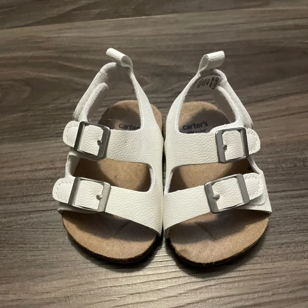 Carter's White Kids Sandals with Buckles size 0-3M